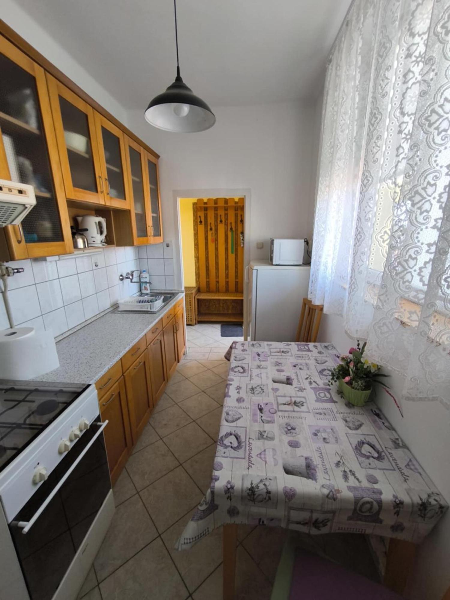 באלאטונפורד Szeki Apartman מראה חיצוני תמונה